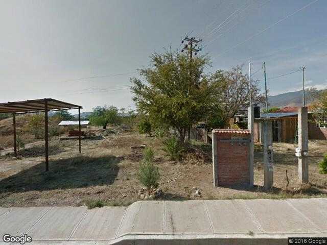 Image of Carretera Panteón Jardín, San Agustín Yatareni, Oaxaca, Mexico